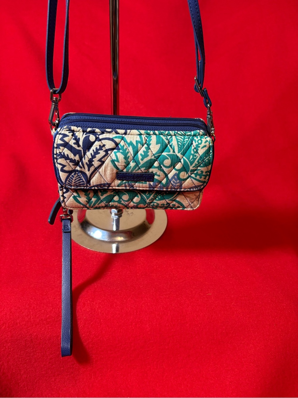 Vera Bradley RFID All-in-One Crossbody Wallet Santiago Floral Phone Wristlet Bag